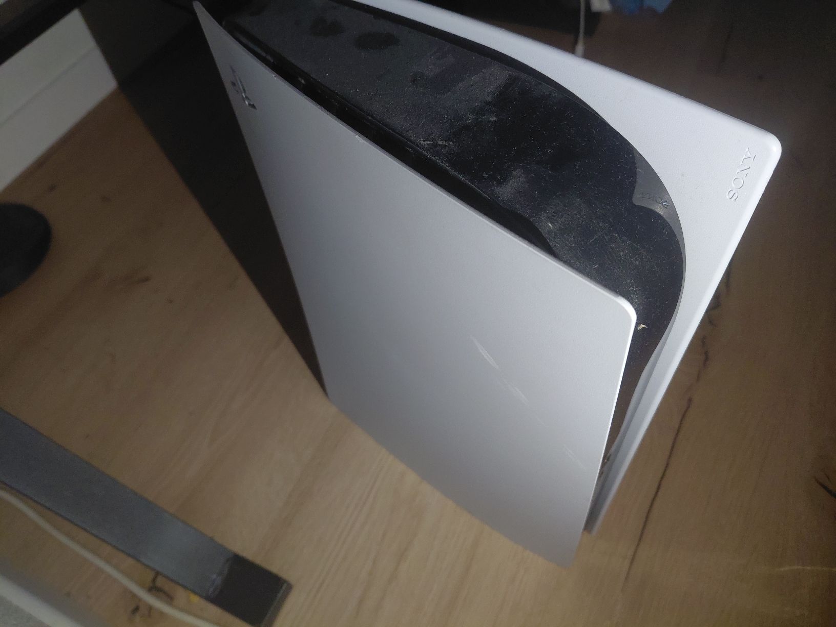Sony Konsolen: PS5 Spielkonsole mit Ständer und Controller, Top Zustand! – Gebraucht aus Glattbrugg von din_nl6n 1