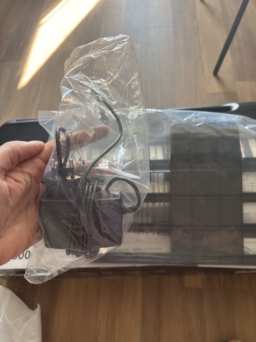 Casio Musikinstrumente: Casio Casiotone CT-S300 – Neu und originalverpackt aus Ehrendingen von Katy28 6