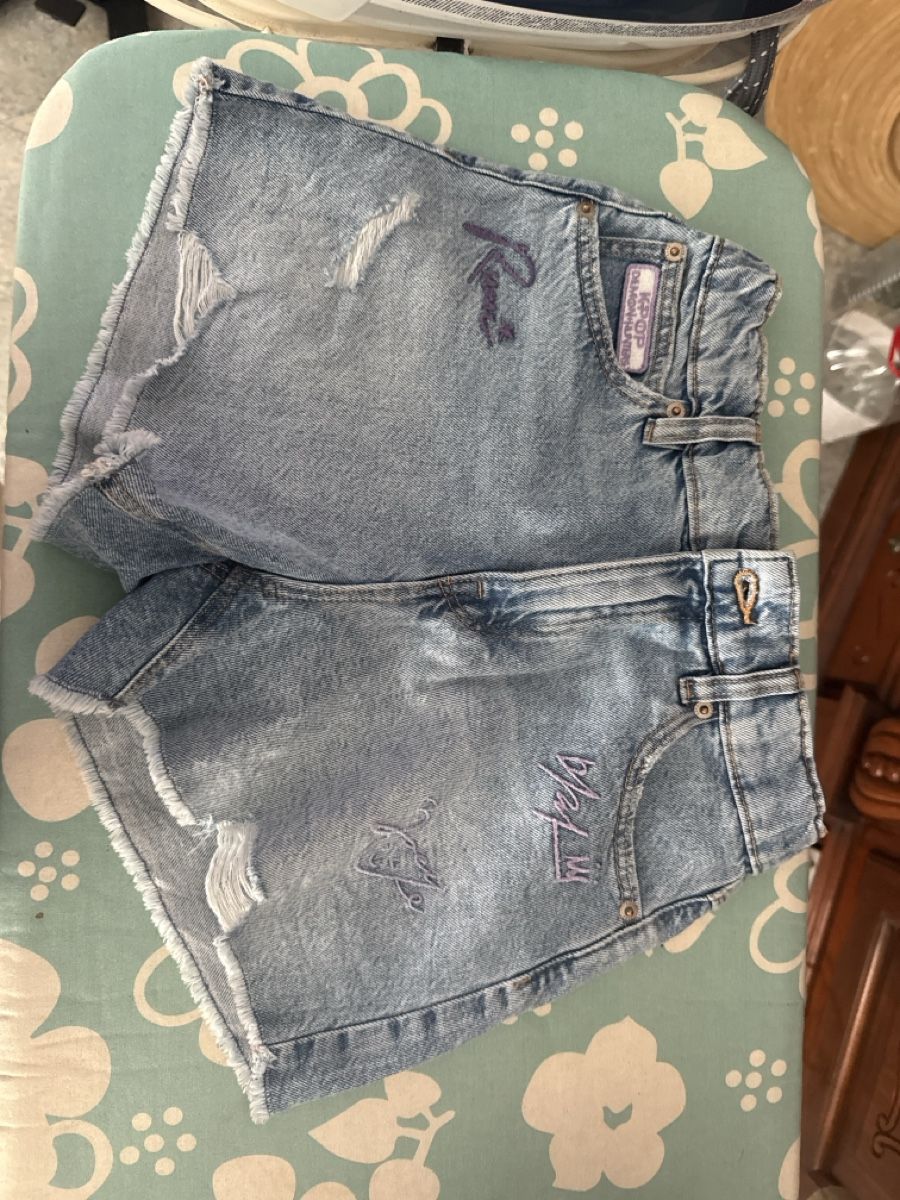 Zara Pantaloni: Jeans Hose Zara  – Nuovo (secondo la descrizione) da dietikon venduto da nrizzo26