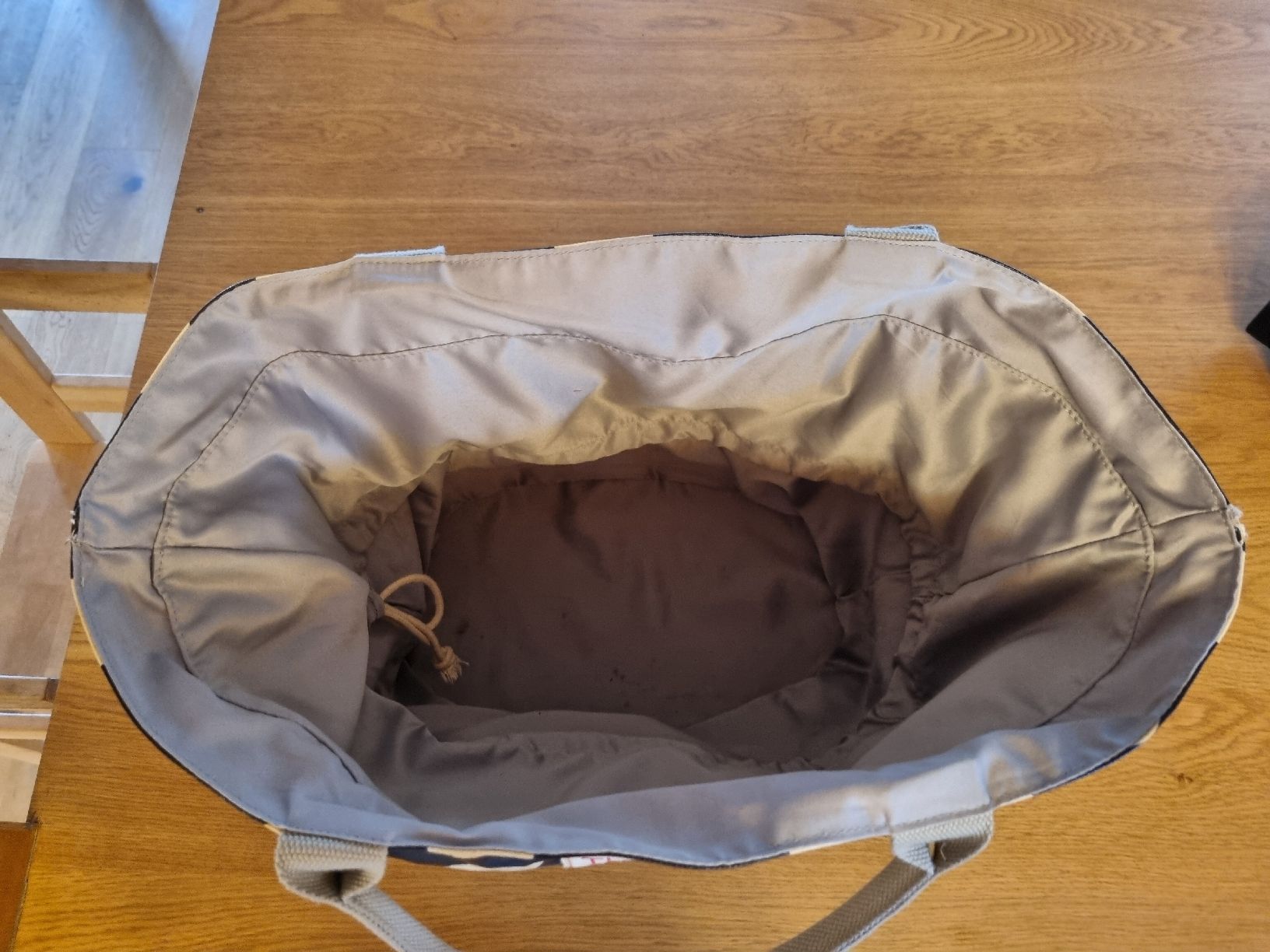 Tulip Borse da donna: Sac à poids TULIP – Usato da Château-d'Oex venduto da mae_6pqm 2