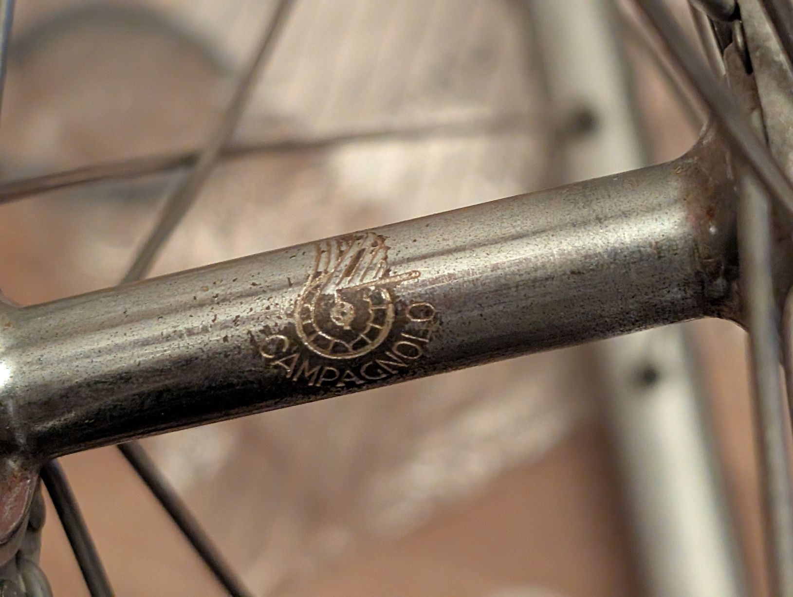 Campagnolo Pneus & Kompletträder: Vorderrad 700c – Gebraucht aus Zürich von osc_gv7f 2