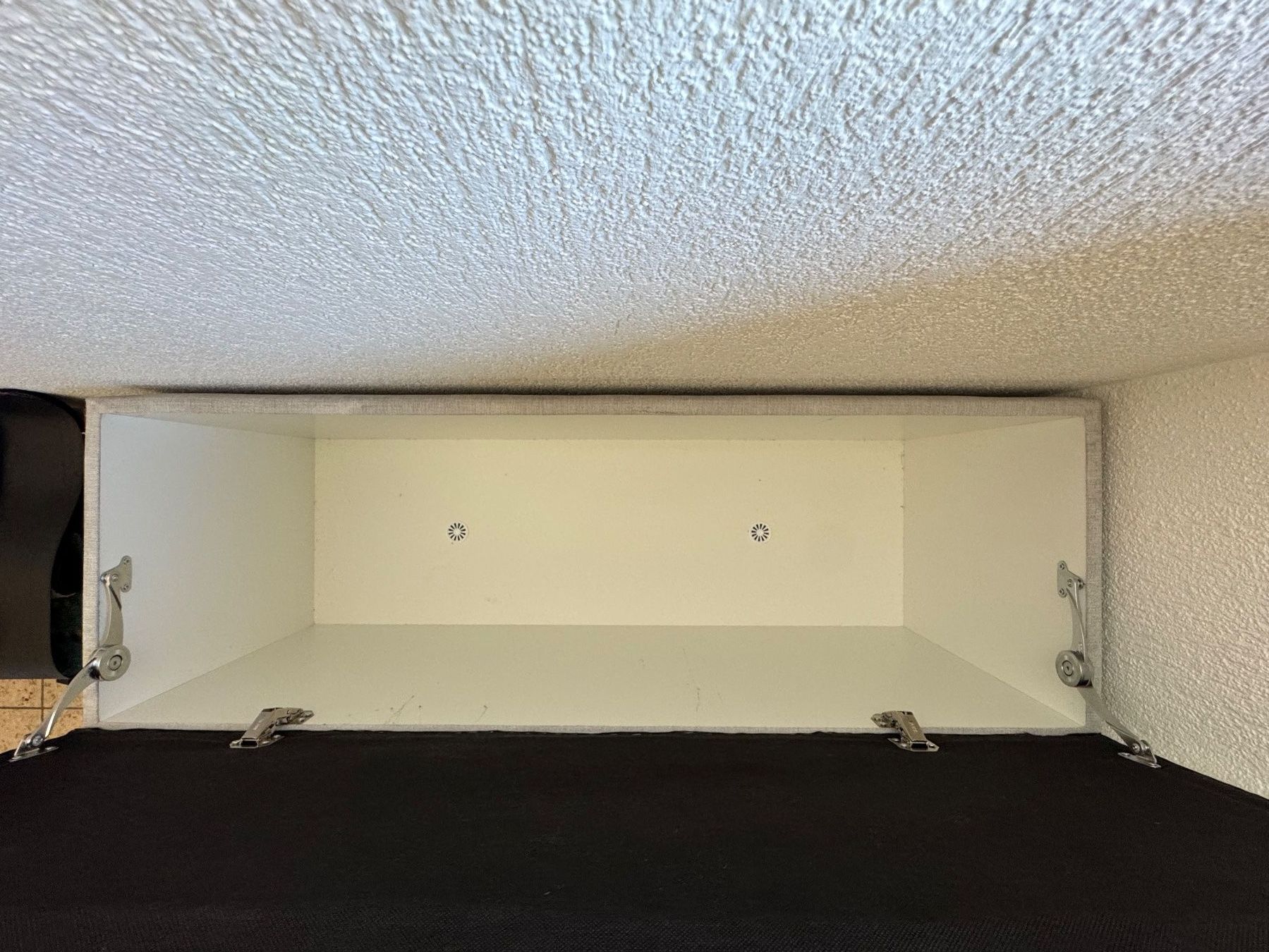 Panchine: Sitztruhe – Usato da Sissach venduto da tan_8m8s 2