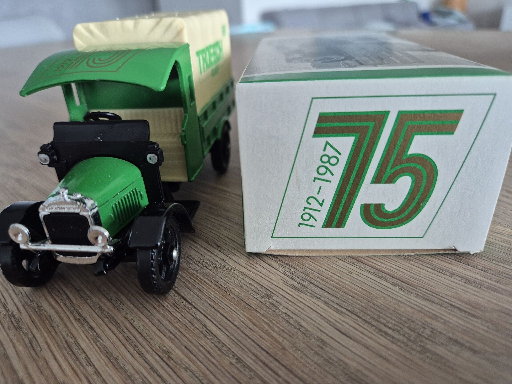 Kit di modellismo & Modellini statici: Troesch Modellauto, Jubiläumsmodell 75 Jahre! – Usato da Zollikofen venduto da Dolphinpower 2