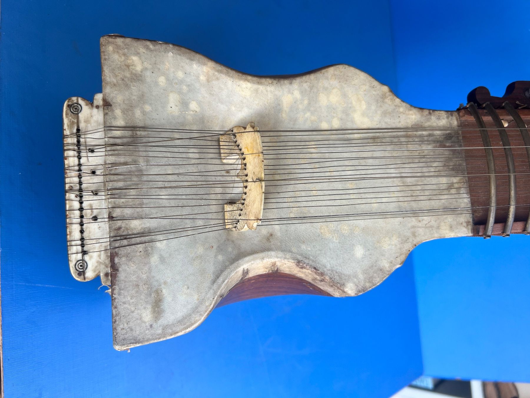 Strumenti musicali: Antikes Indisches Seiteninstrument – Usato da Unterengstringen venduto da Gustav03 8