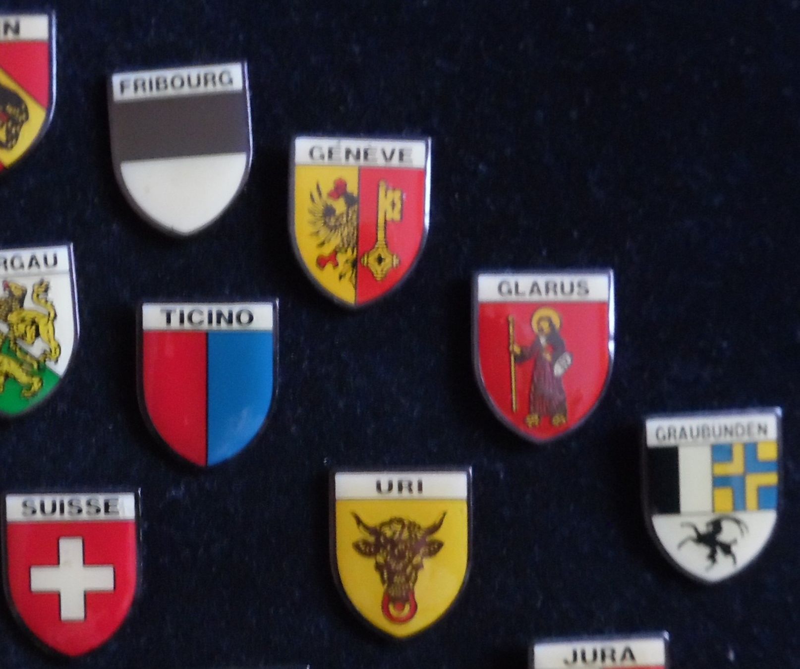 Placchette & Badge: Pin-Sammlung – Usato da Bellinzona venduto da Luna093 2
