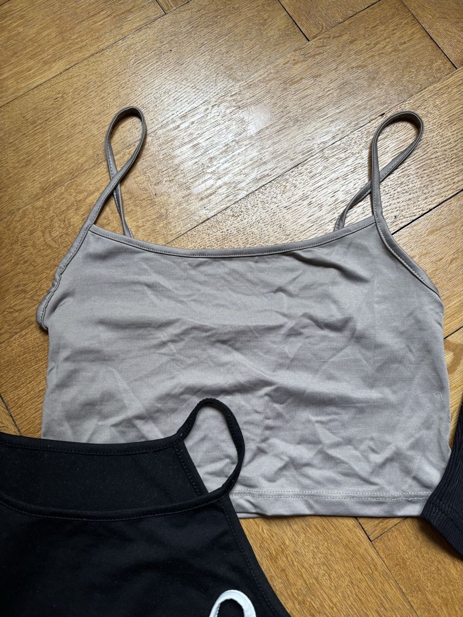 Tops: Ensemble de tops, taille S/M – Neuf (Voir description) à Martigny par O96 5