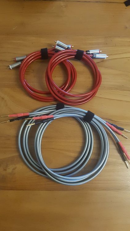 QED PERFORMANCE GRAPHITE AUDIO Câble Asymétrique RCA (La Paire