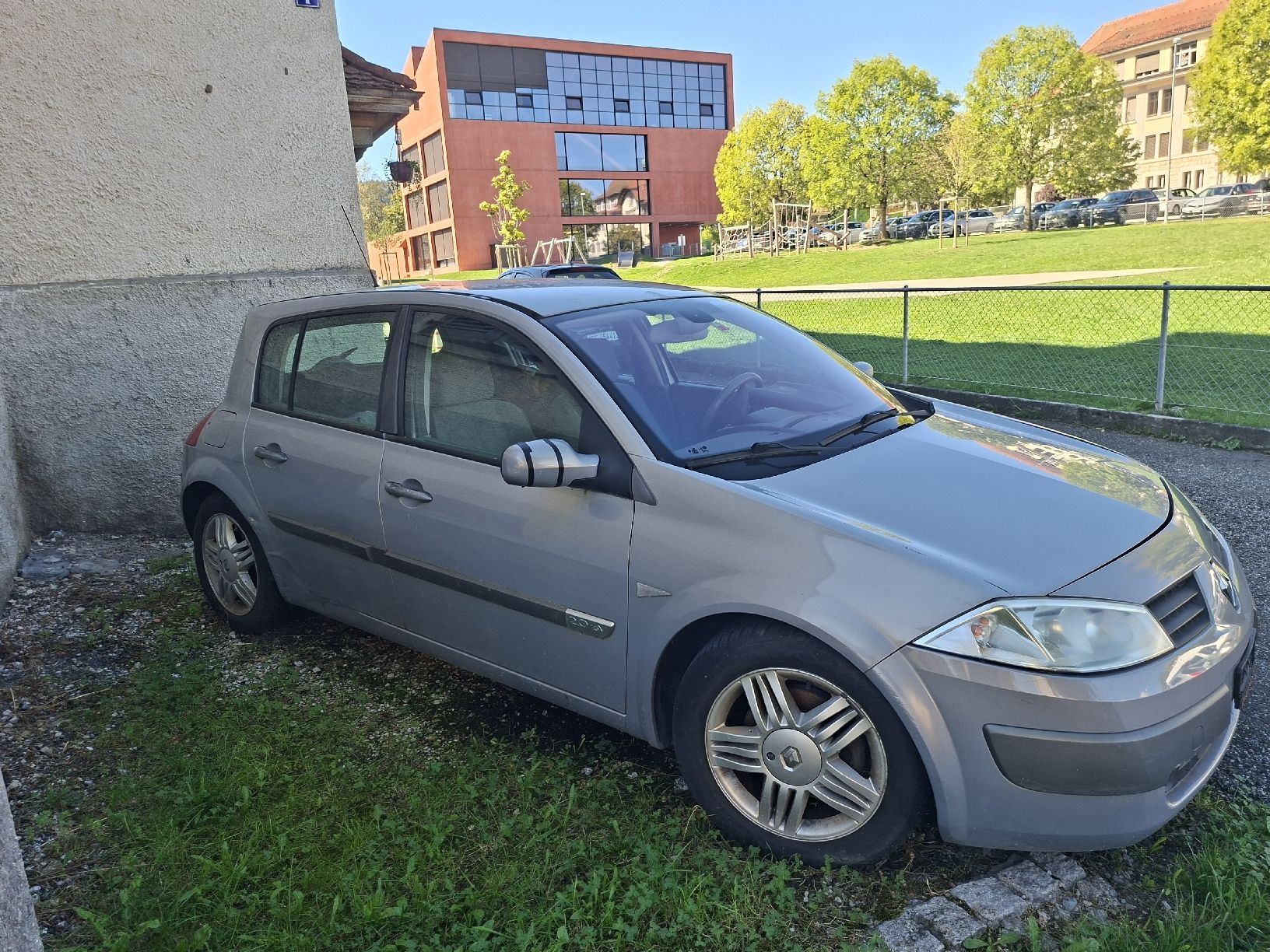 Renault Automobili: Renaud Megan 2.0 16V – Usato da Tavannes venduto da Yann333