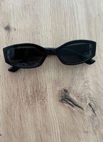 schwarze Sonnenbrille 🕶️