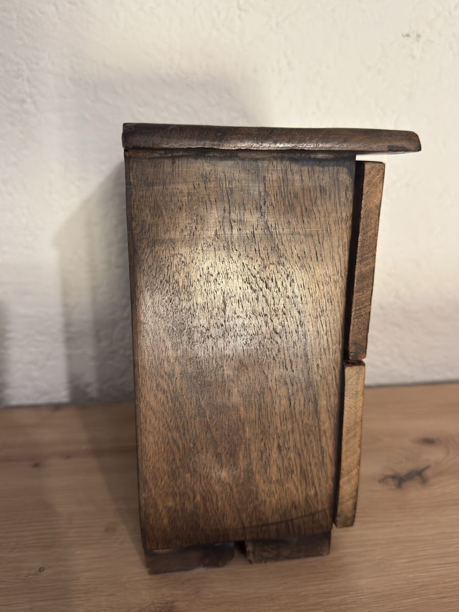 Tutte le decorazioni: Kleine Holzkommode – Usato da Hombrechtikon venduto da Froeschli9 2