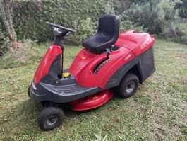 Tracteur Tondeuse Rouge Castelgarden