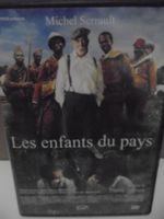 Les enfants du Pays, avec Michel Serrault, en français