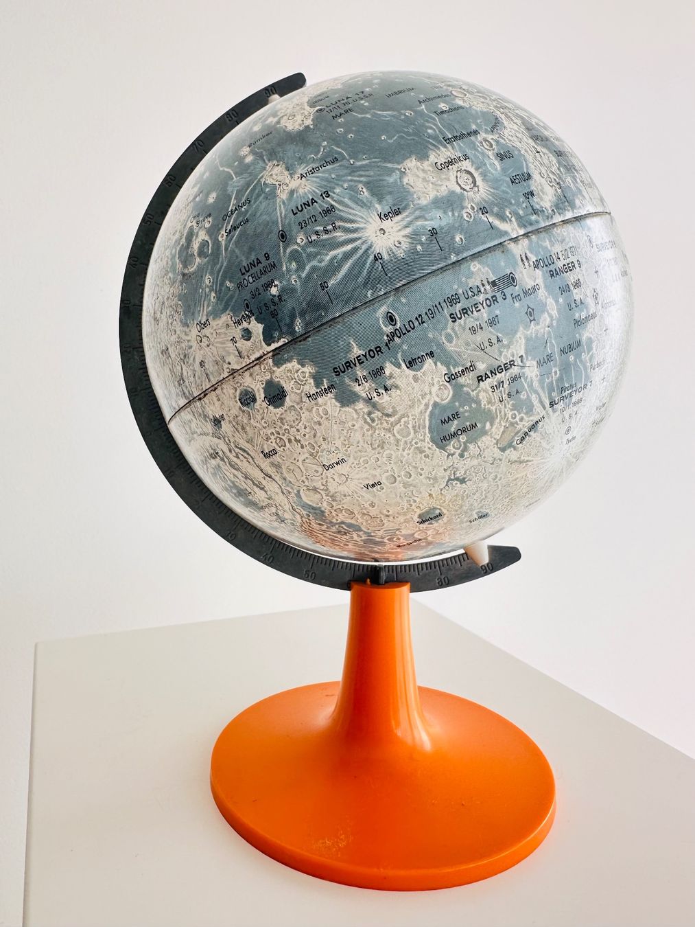 Sonstige Dekorationen & Accessoires: Mond Globus, Scan-Globe Denmark, 70er Jahre – Gebraucht aus Frauenfeld von Jalwin