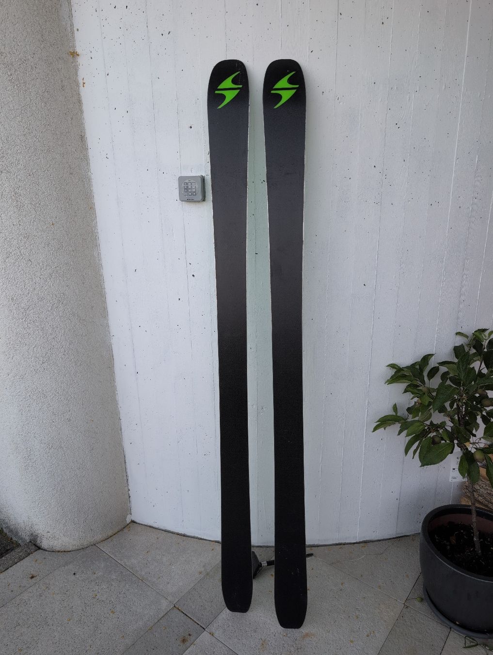 Blizzard Sci: Blizzard Zero G 95. Ski with Skins – Usato da Adliswil venduto da len_6fsr 1