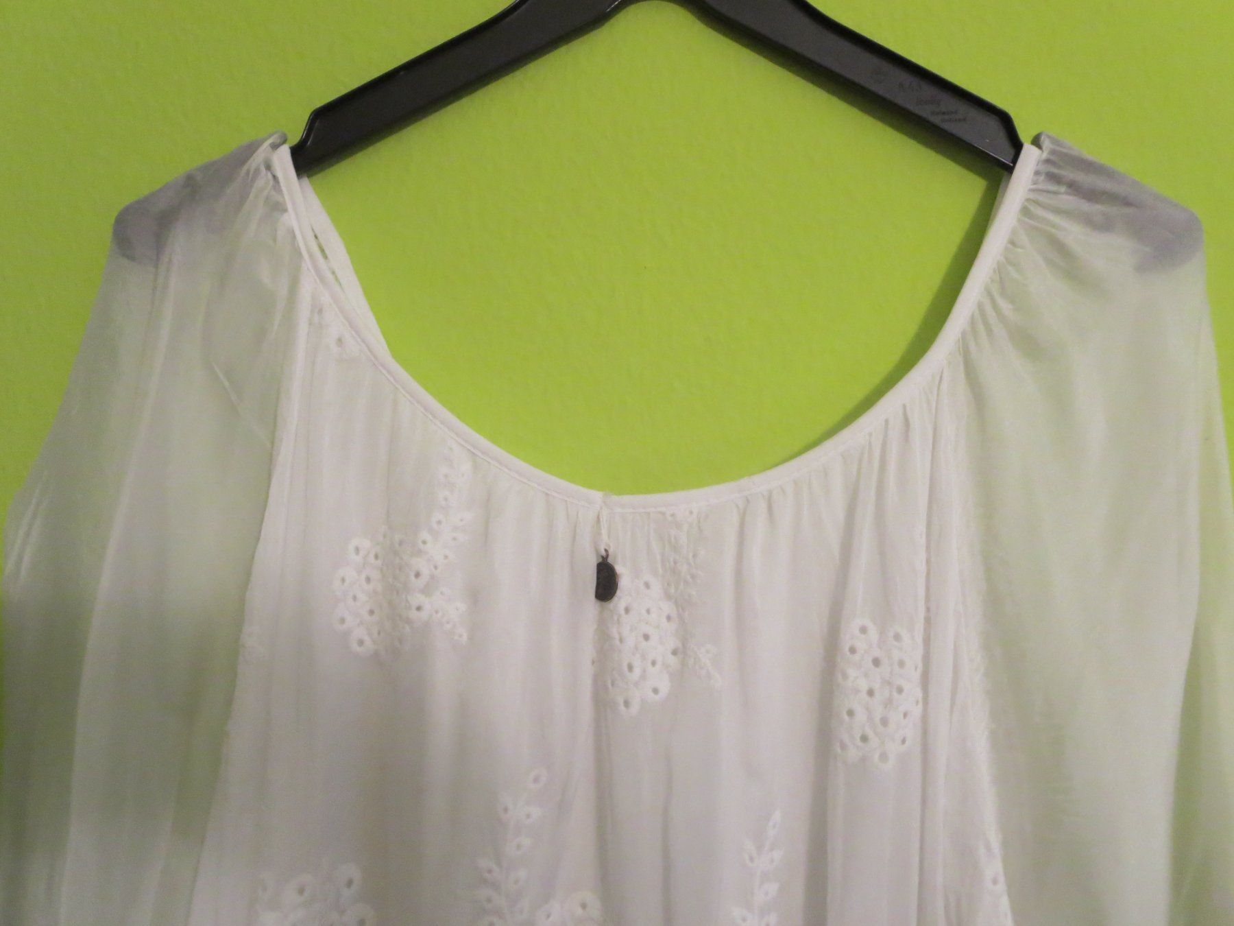 Blusen: Weisse Damen Sommer-Bluse /Gr. 42/44 – Gebraucht aus Wallisellen von Arvenstube 1