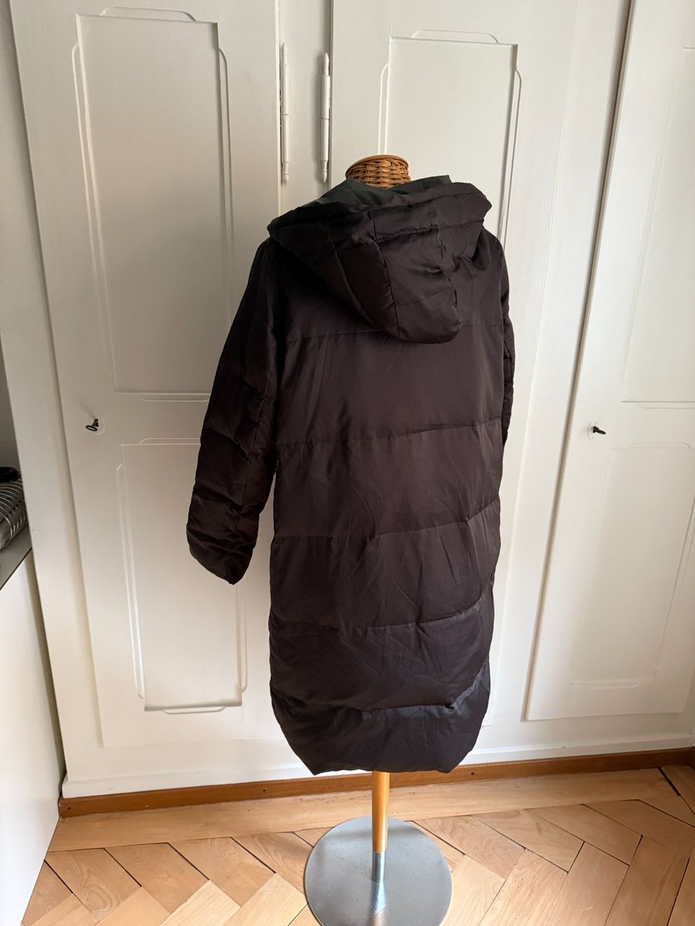 Zara Cappotti: ZARA - Wintermantel schwarz warm M – Usato da Zürich venduto da Diazaio 2