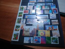 Australien Lot moderne Marken ** + o, mit Selbstklebemarken