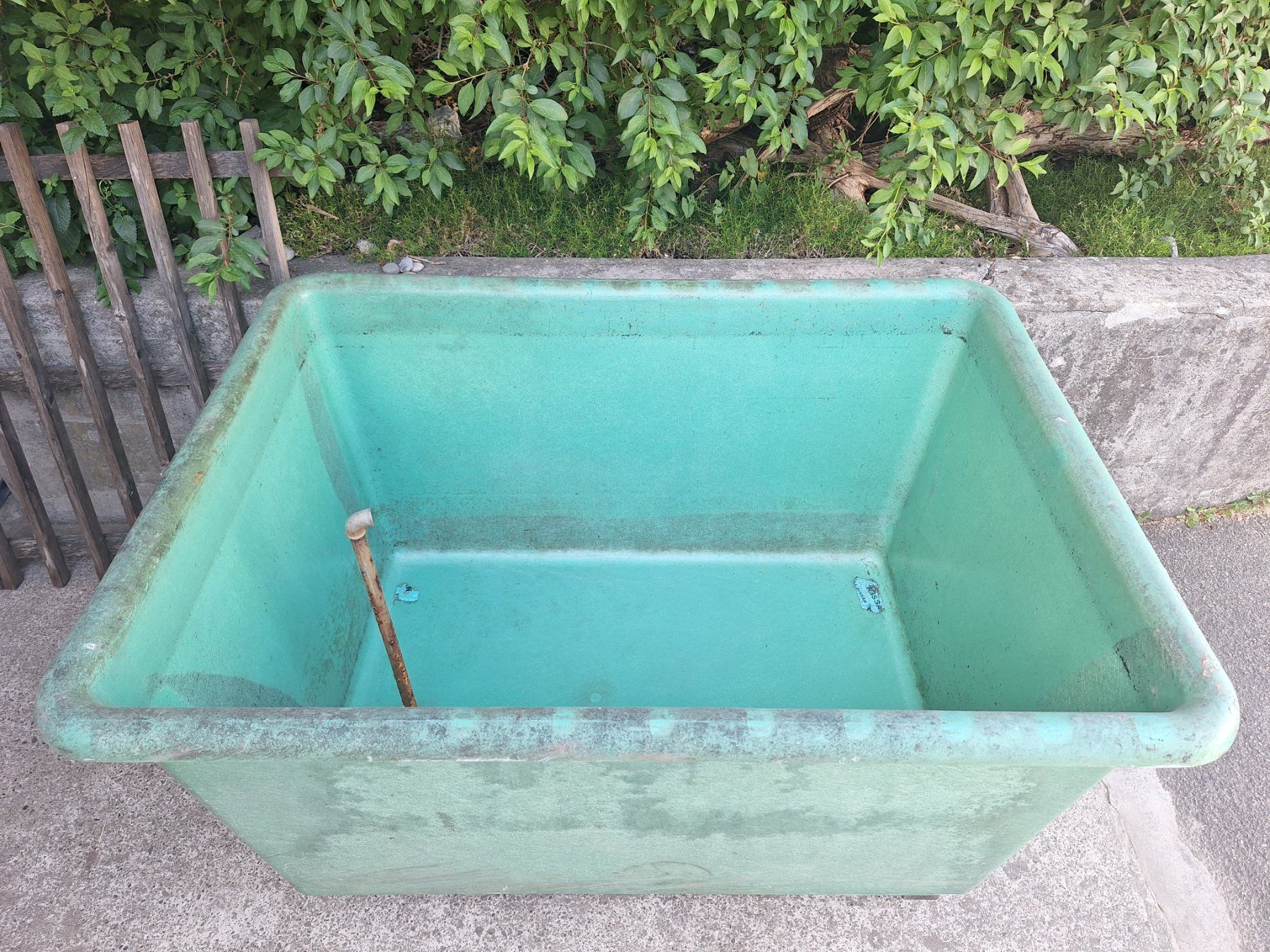 Tränken & Tröge: Regentonne 1100 Liter – Gebraucht aus Affeltrangen von Salz-Pfeffer 4