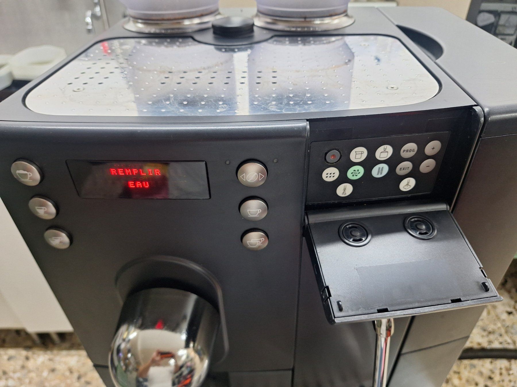 Jura Macchine per caffè & Macchine per espresso: JURA IMPRESSA X7-S – Difettoso da Laconnex venduto da Patkek29 5