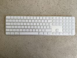 EngApple Magic Keyboard with Touch ID, English international
