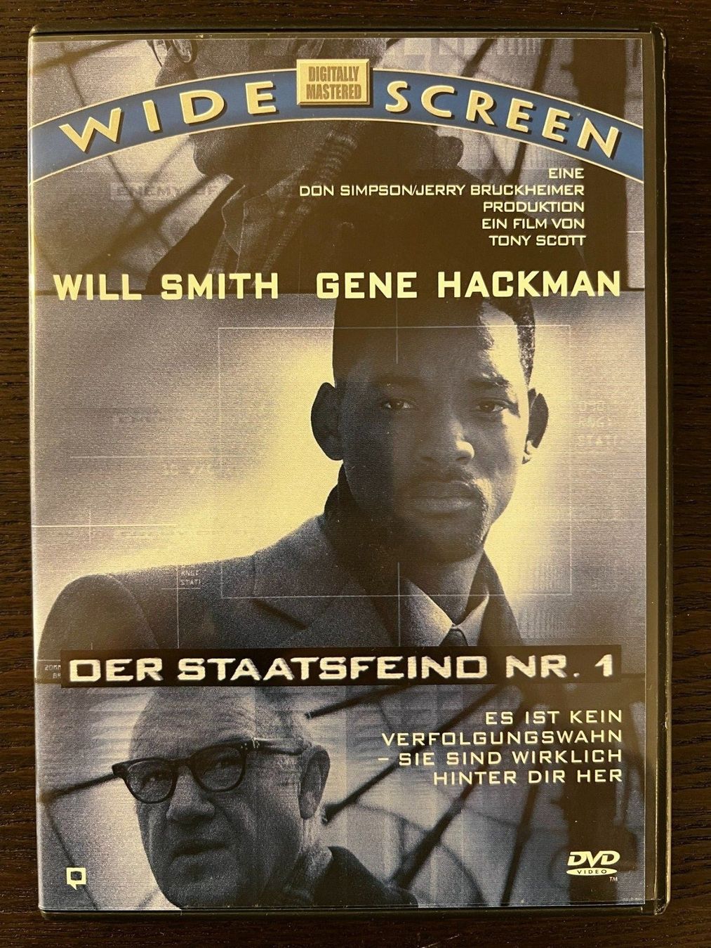 Tutti i DVDs: Der Staatsfeind Nr. 1 – Usato da Zürich venduto da FilmFreunde