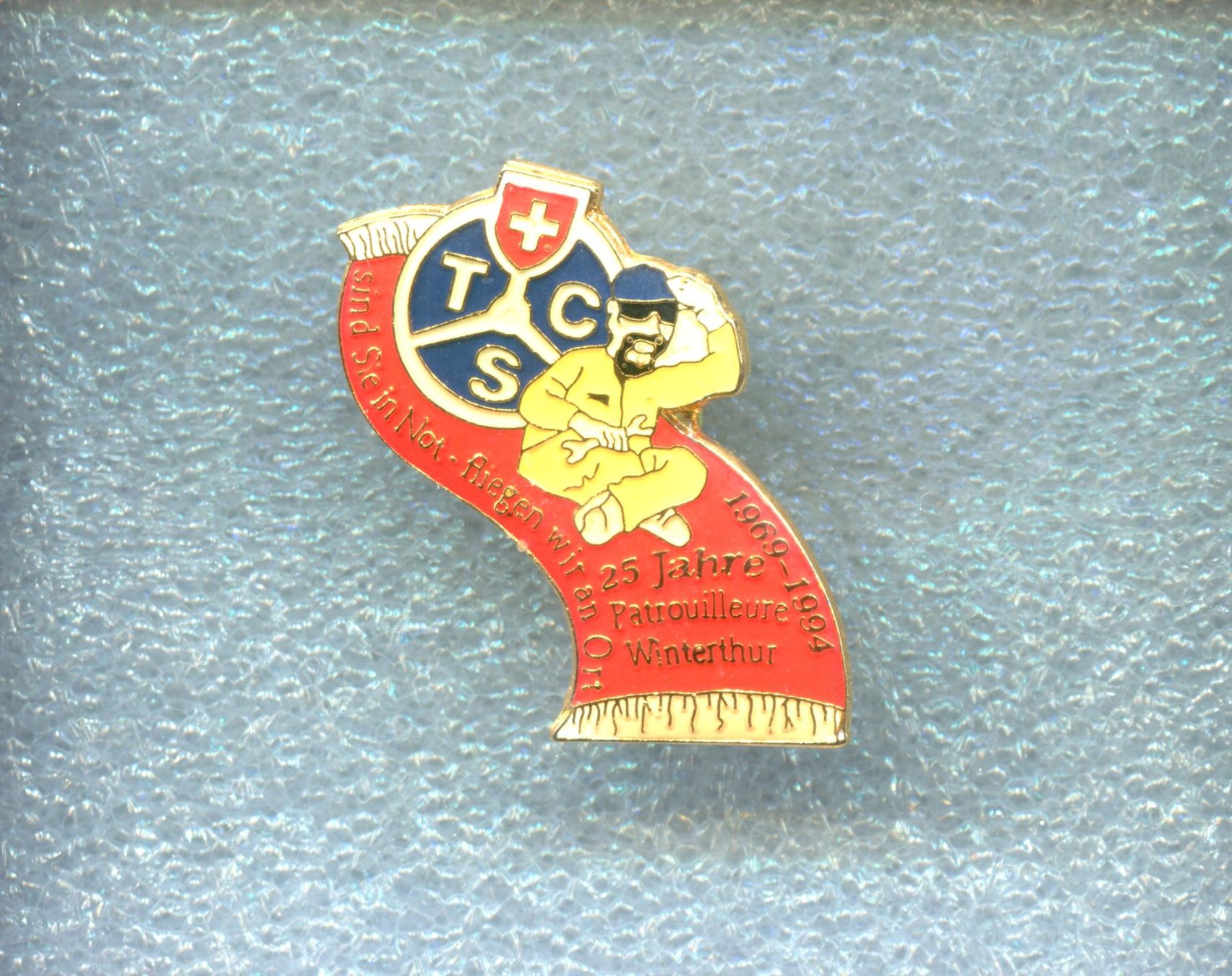 TCS Placchette & Badge: TCS  GRUPPE WINTERTHUR  Nr.0570 – Usato da Winterthur venduto da Sammleroase