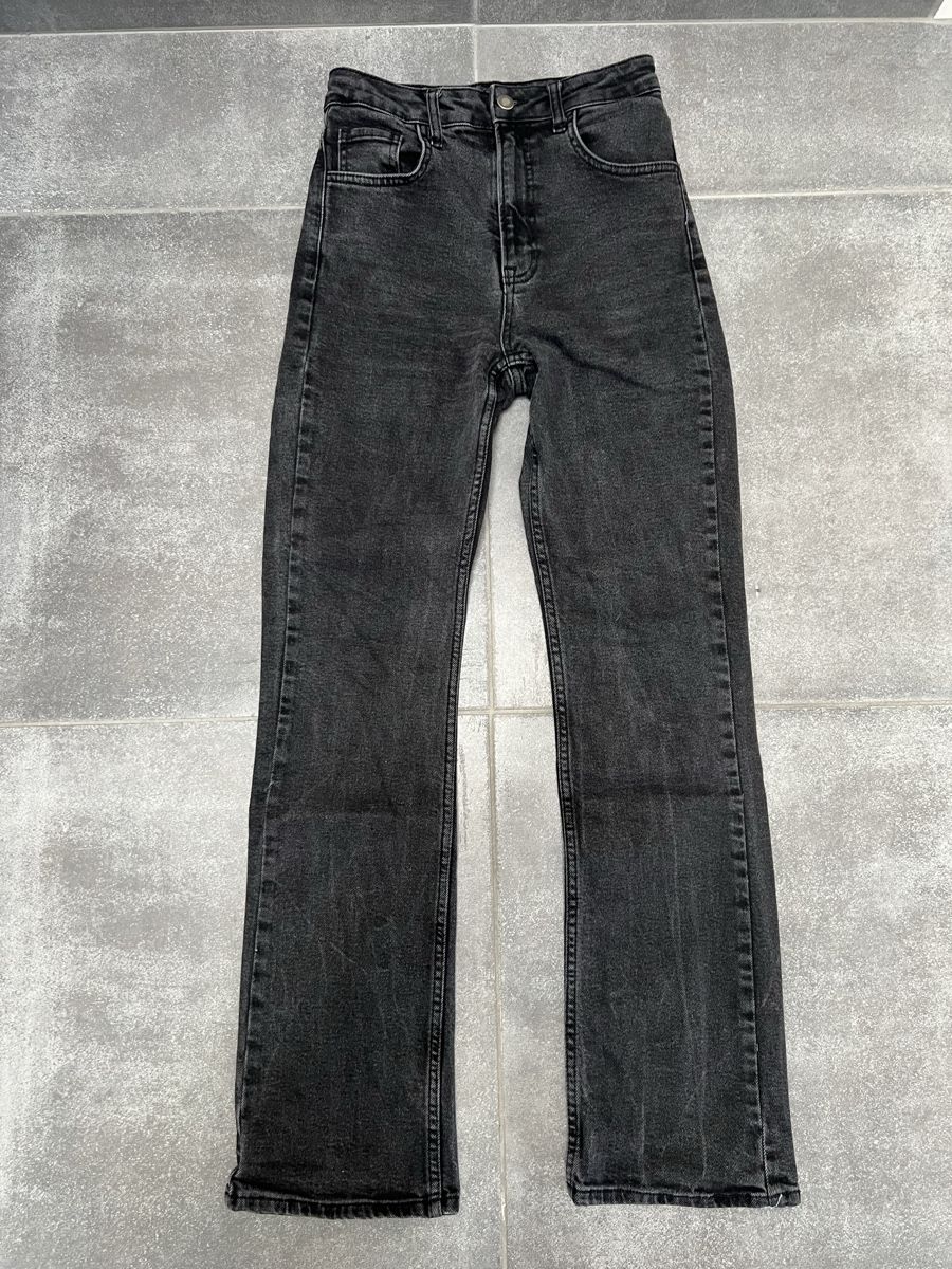 Stradivarius Jeans: Graue Stradivarius Jeans Grösse 36 – Usato da Wettswil venduto da alstel24