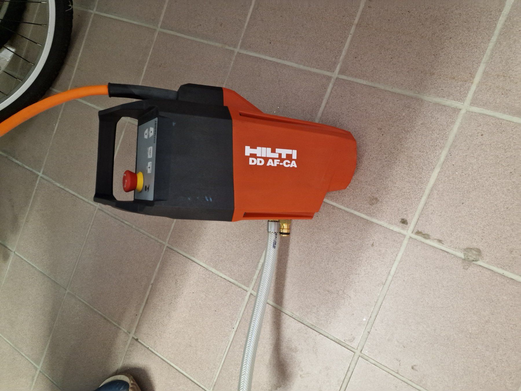 Tutte le macchine: HILTI Vorschub DD AF-CA neu – Nuovo (secondo la descrizione) da Altstätten SG venduto da DEEPY_MANN