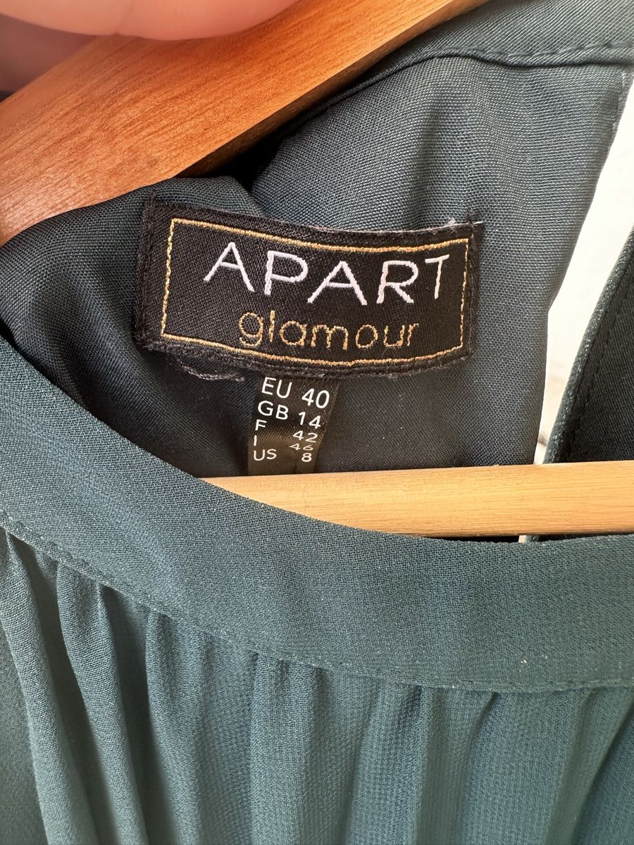 Vestiti: Abendkleid APART glamour Gr.40 – Usato da Jona venduto da ConnyMeier8645 1