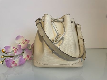 Louis Vuitton Petit Noé weiss