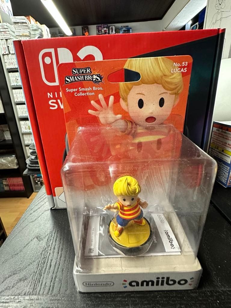 Nintendo Giochi: Nintendo Amiibo Lucas Super Smash Bros – Nuovo e nell'imballaggio originale da Giubiasco venduto da Ticinerd