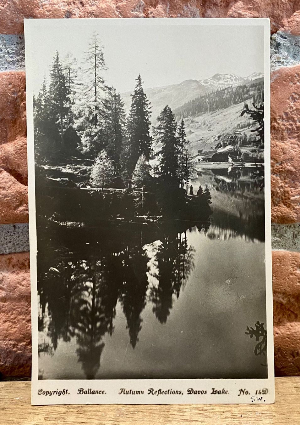 Cartoline postali: Englische AK - Autumn Reflections Davos Lake - Engadin – Usato da Root venduto da ENGLAND-TREASURES