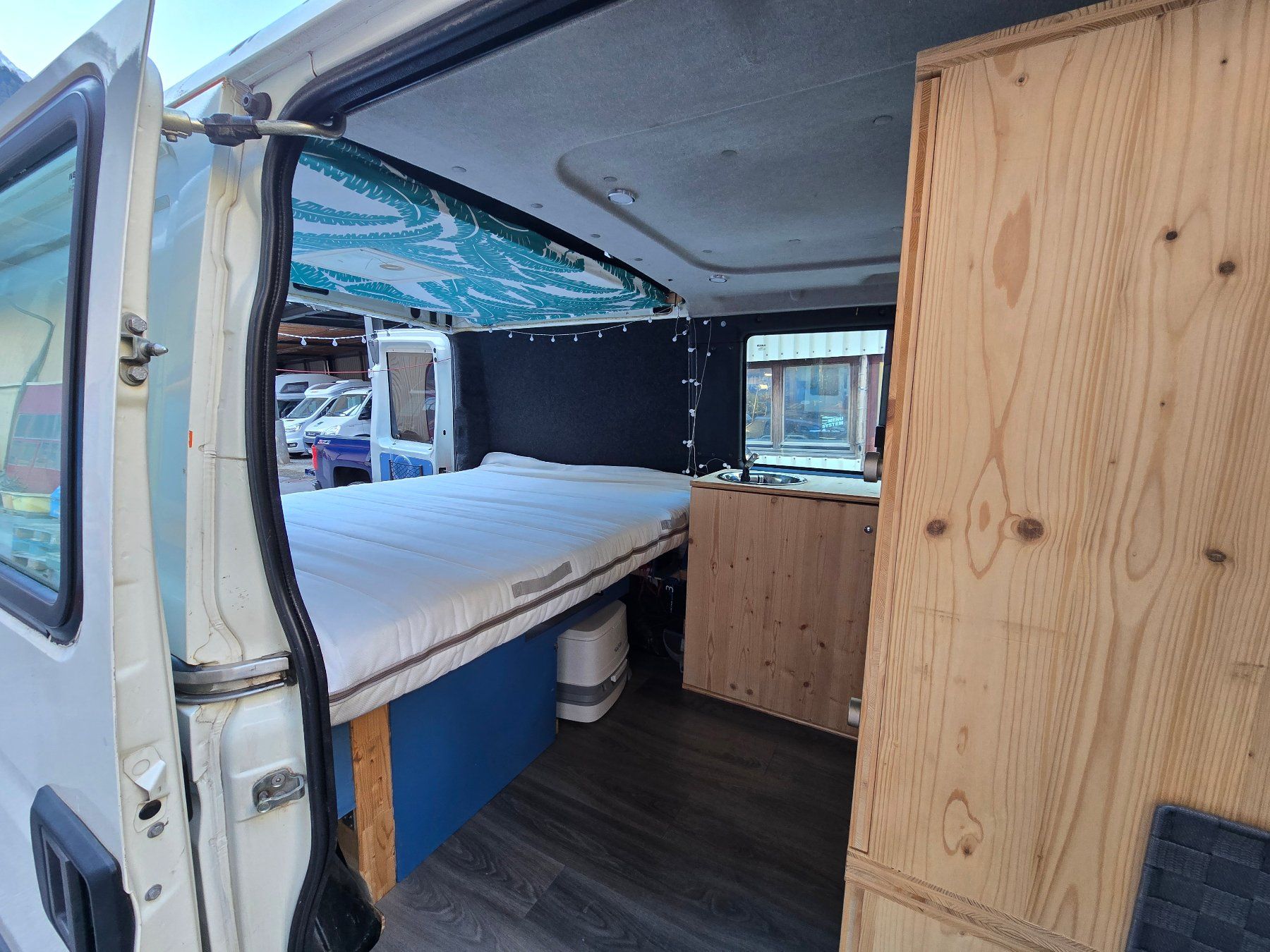 Iveco Veicoli da campeggio: Iveco Daily III Camper – Usato da Stans venduto da BKR89 4