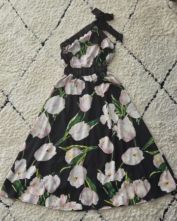 Shoulder-Kleid mit Blumenmuster