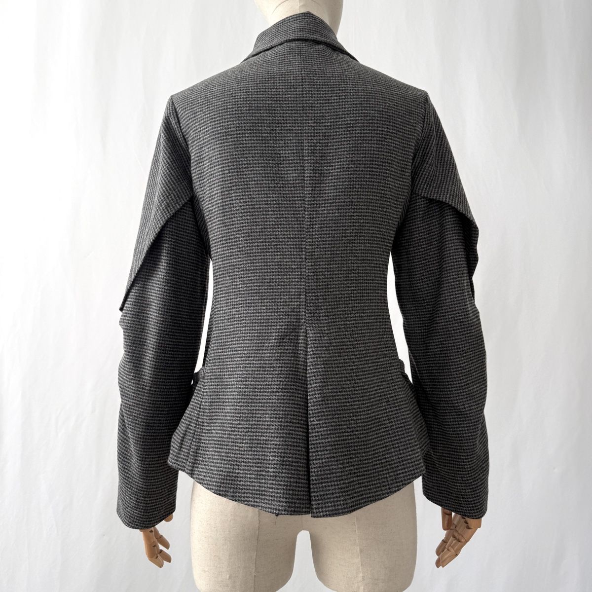 Lilith Giacche: LILITH PARIS Jacket – Nuovo (secondo la descrizione) da Emmen venduto da Colette-Juliette 4