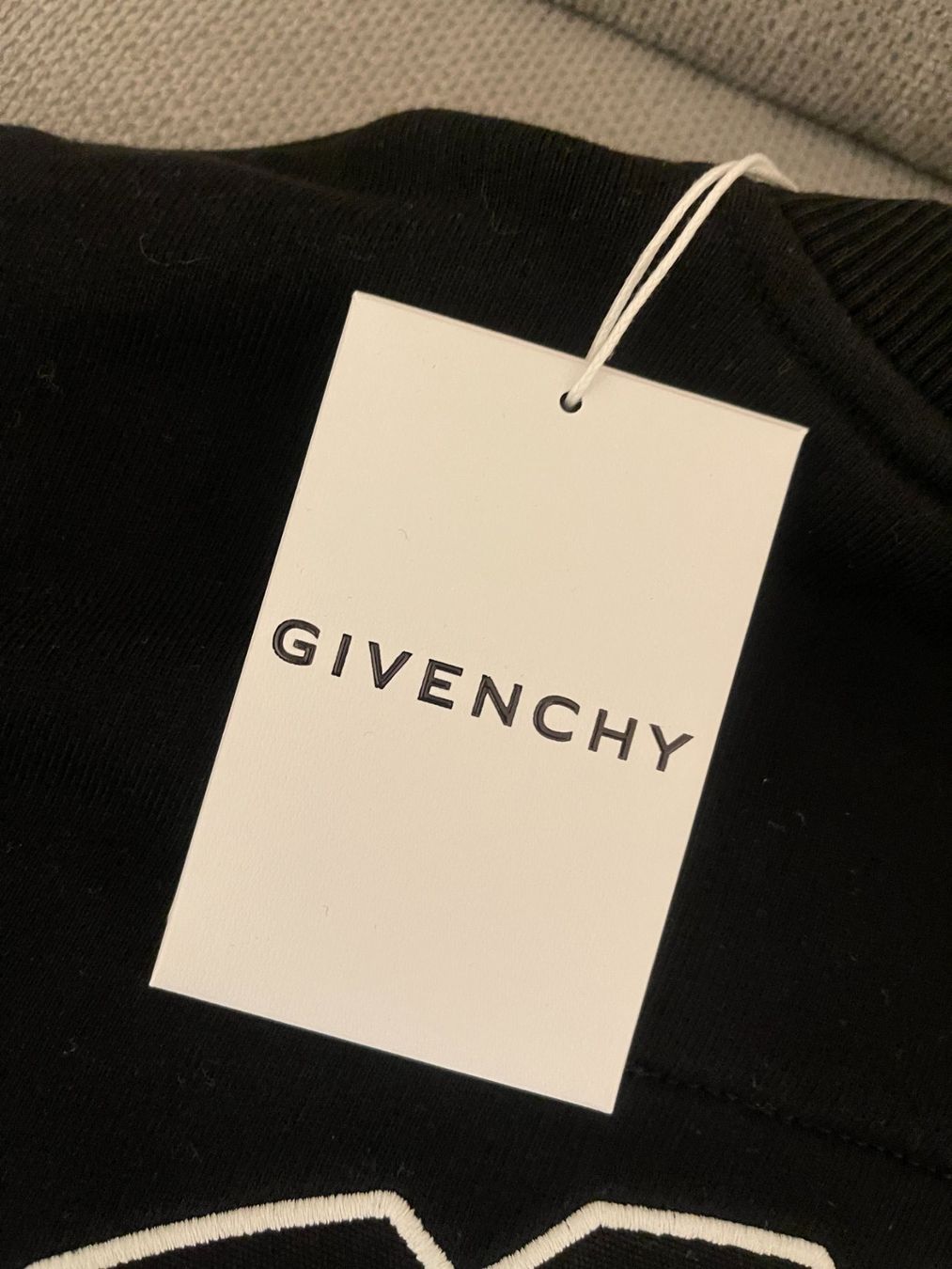 Maglioni & Felpe: Givenchy Sweatshirt / Pullover – Nuovo e nell'imballaggio originale da Bern venduto da PeroT 4