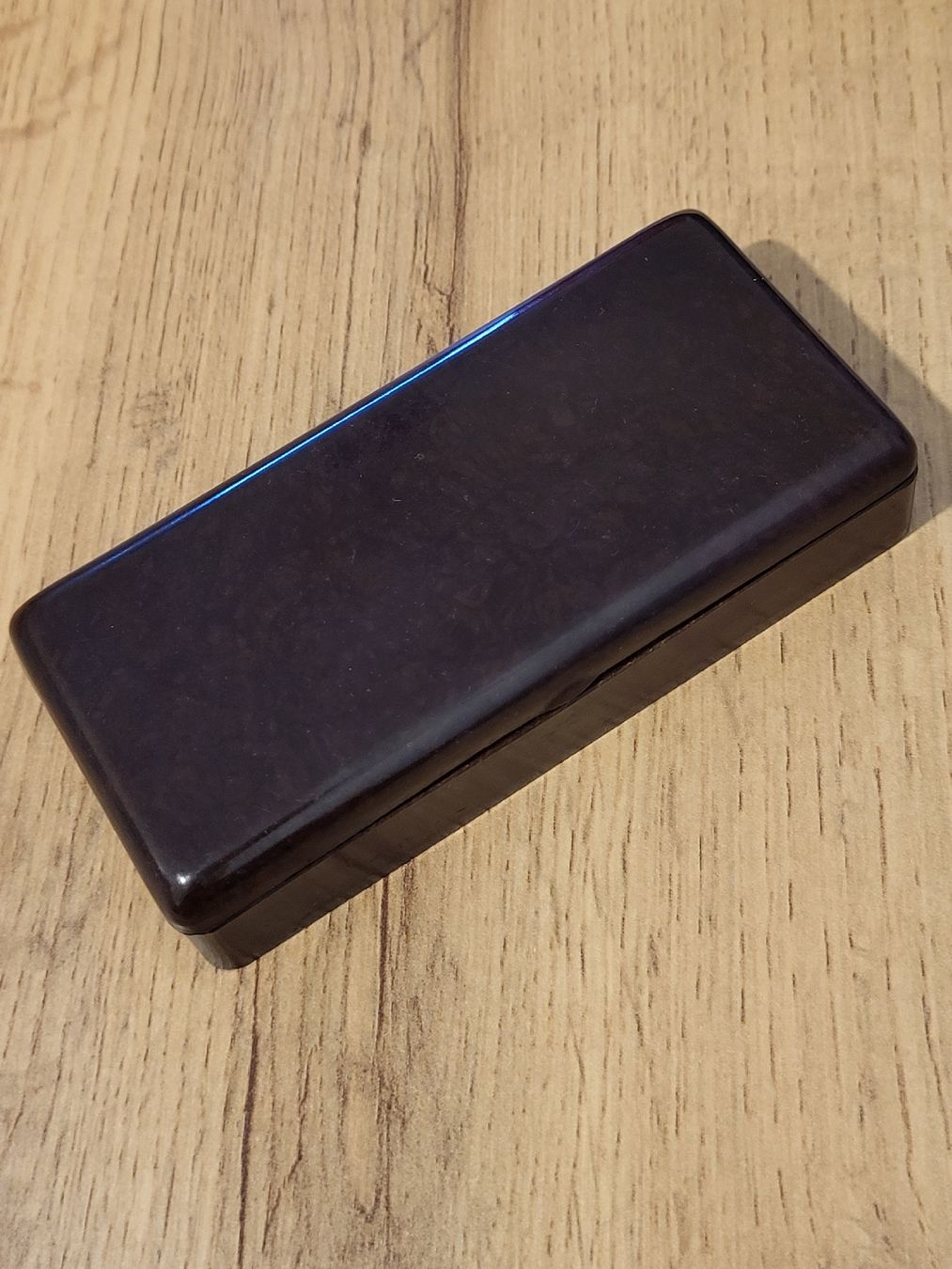 Gillette Rasierapparate & Rasierklingen: Gillette Rasierer im Bakelit Etui mit Klingen, Vintage – Neu (gemäss Beschreibung) aus Allschwil von Uhrenbinz 1