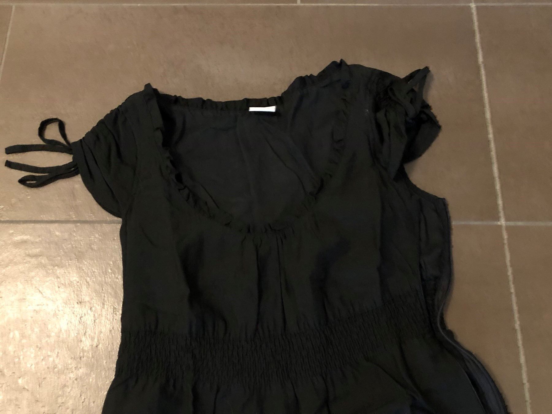Esprit Kleider: Sommerkleid von Esprit, schwarz Grösse – Gebraucht aus Hergiswil NW von Labello01 1