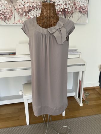 Kleid mit Schlaufe, glänzend, H&M, 36