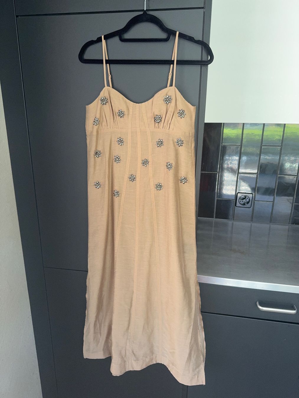 H&M Vestiti: H&M sheer brown maxi dress with side slit – Nuovo (secondo la descrizione) da Zürich venduto da hal_2yzx