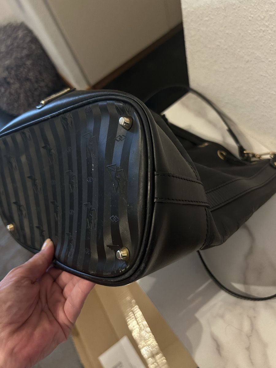 Maison Mollerus Sacs femmes: Maison Mollerus Niesen Schwarz mit Gold – D'occasion à Basel par David_2019 6