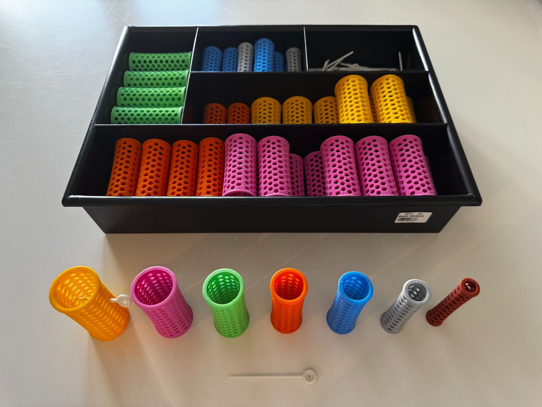 Accessori per capelli: Haarwickler Set mit Sortierbox – 7 versch. Grössen – Usato da Zürich venduto da FionaArtist