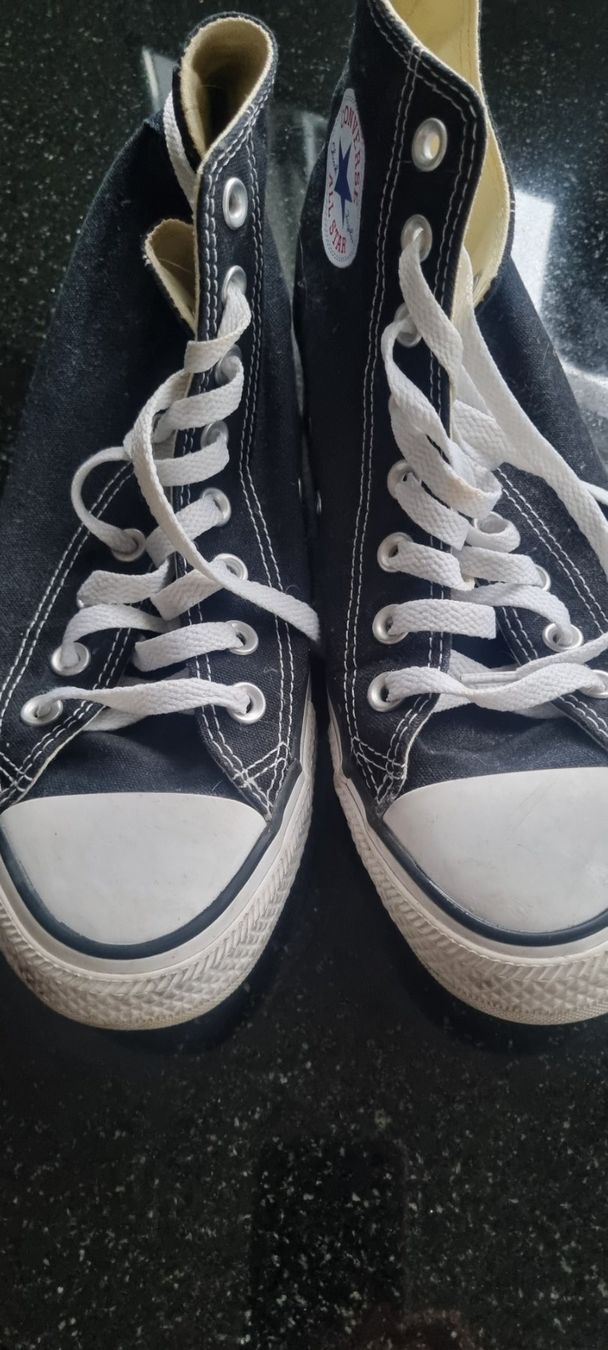 Converse Scarpe da uomo: Converse Sneaker Gr.41 – Usato da Embrach venduto da Valday