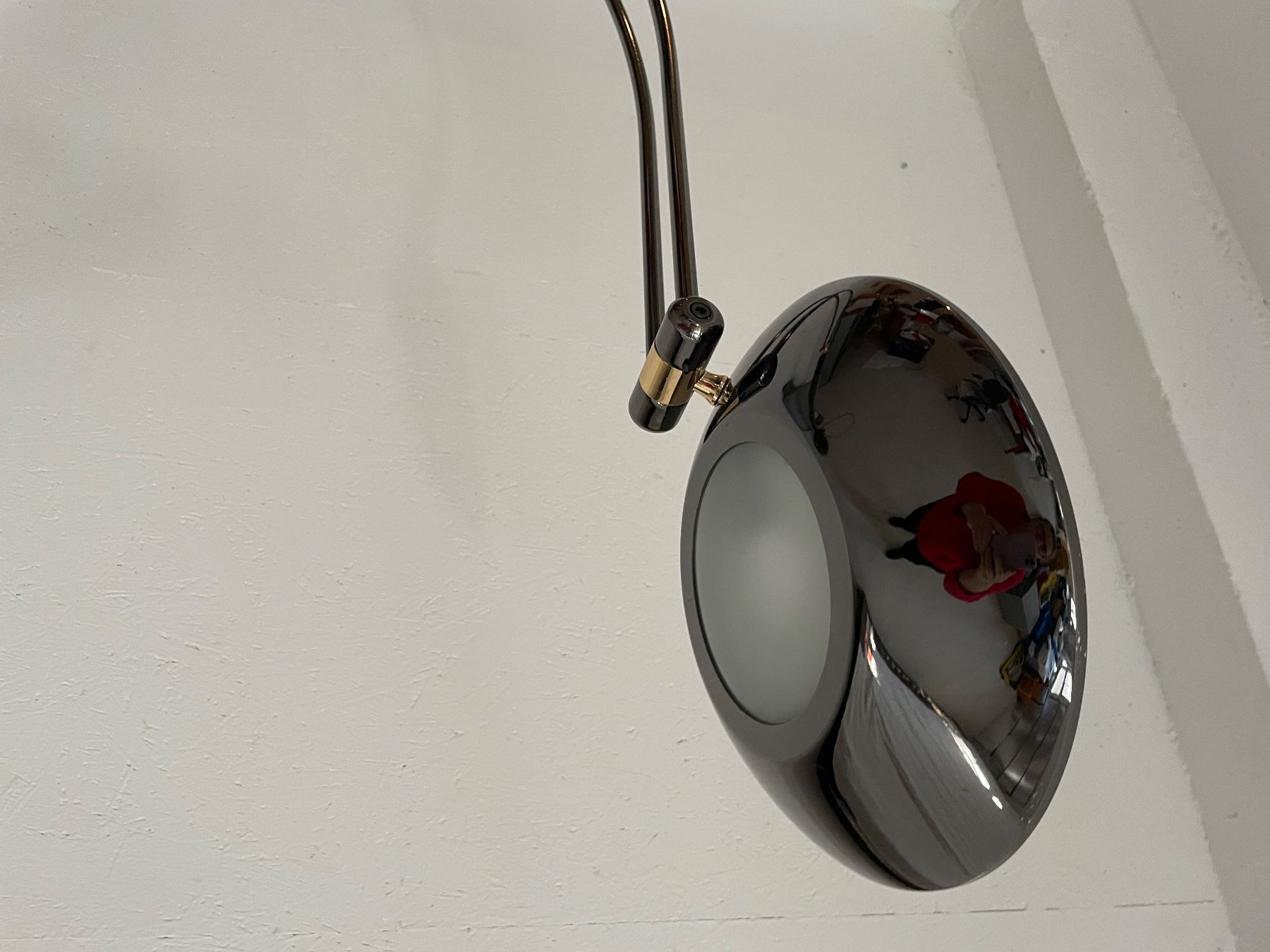 Lampade: Lampadaire arc moderne, design élégant, années 90. – Usato da Pully venduto da Mazette 7