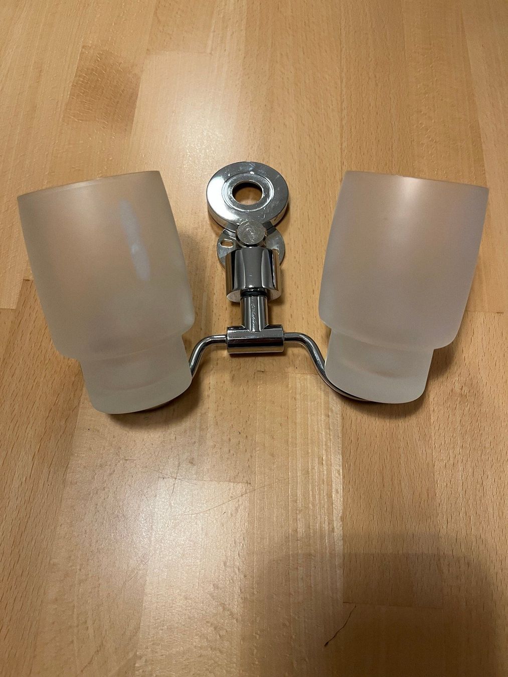 Bicchieri: Zwei Zahnputzgläser mattglas, Bodenschatz Dolano, mit Halter – Usato da Fislisbach venduto da mo_5442 1