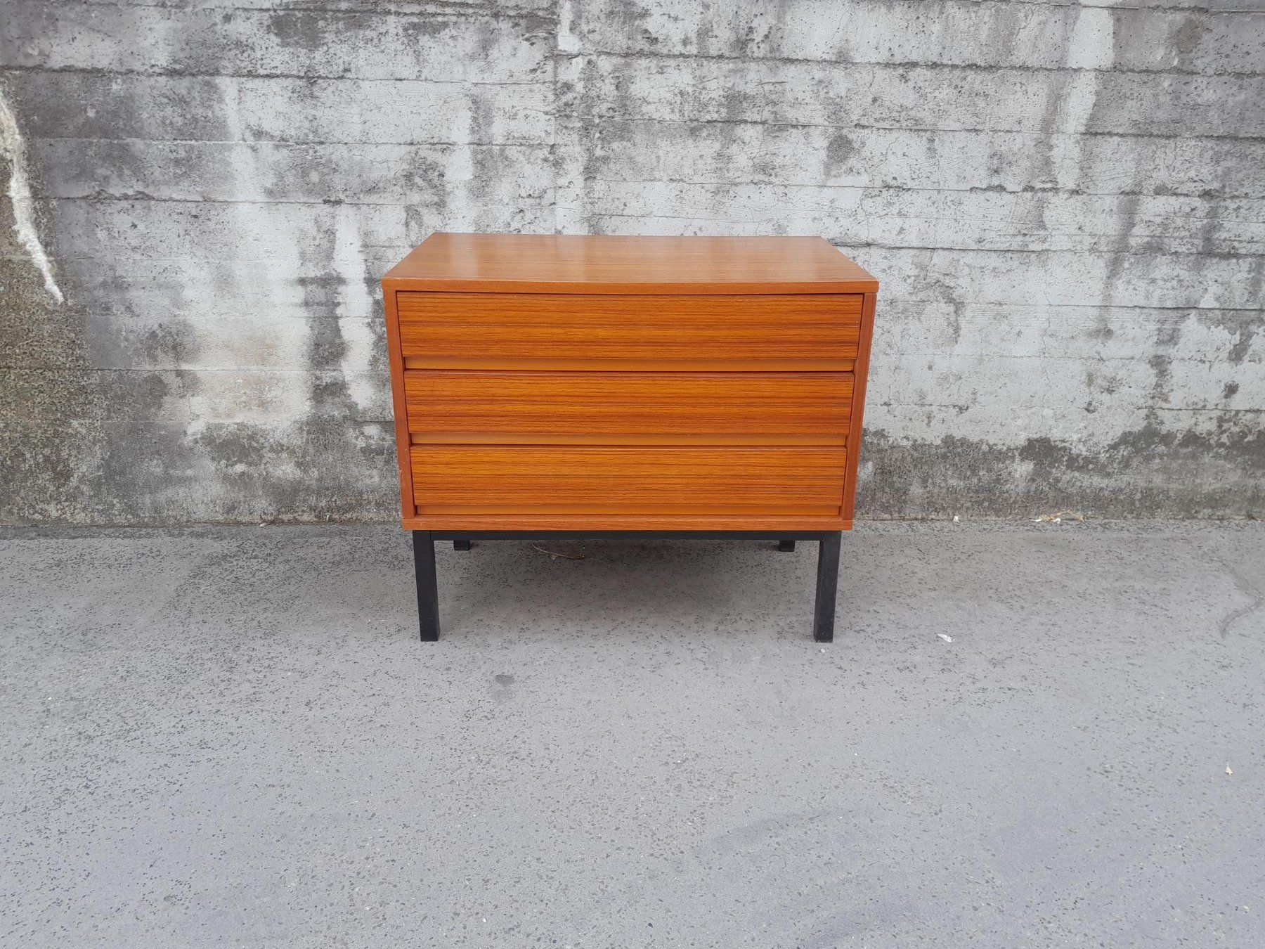 Cassettiere: Kleine Vintage Kommode / Sideboard / Nachttisch – Usato da Männedorf venduto da Bel-view