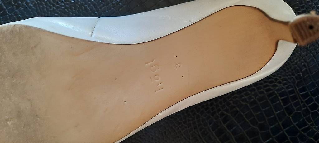 Scarpe da donna: Damen-Leder-Pumps Marke Högl Gr. 36 oder 3 – Usato da Lostorf venduto da Mapasa5 4