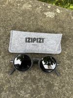 IZIPIZI Paris Round Sunglasses Black