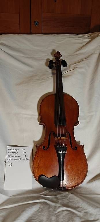 Strumenti musicali: Schöne 3/4 Geige aus einer Instrumentensammlung. – Usato da Münchenstein venduto da s3bas7ian