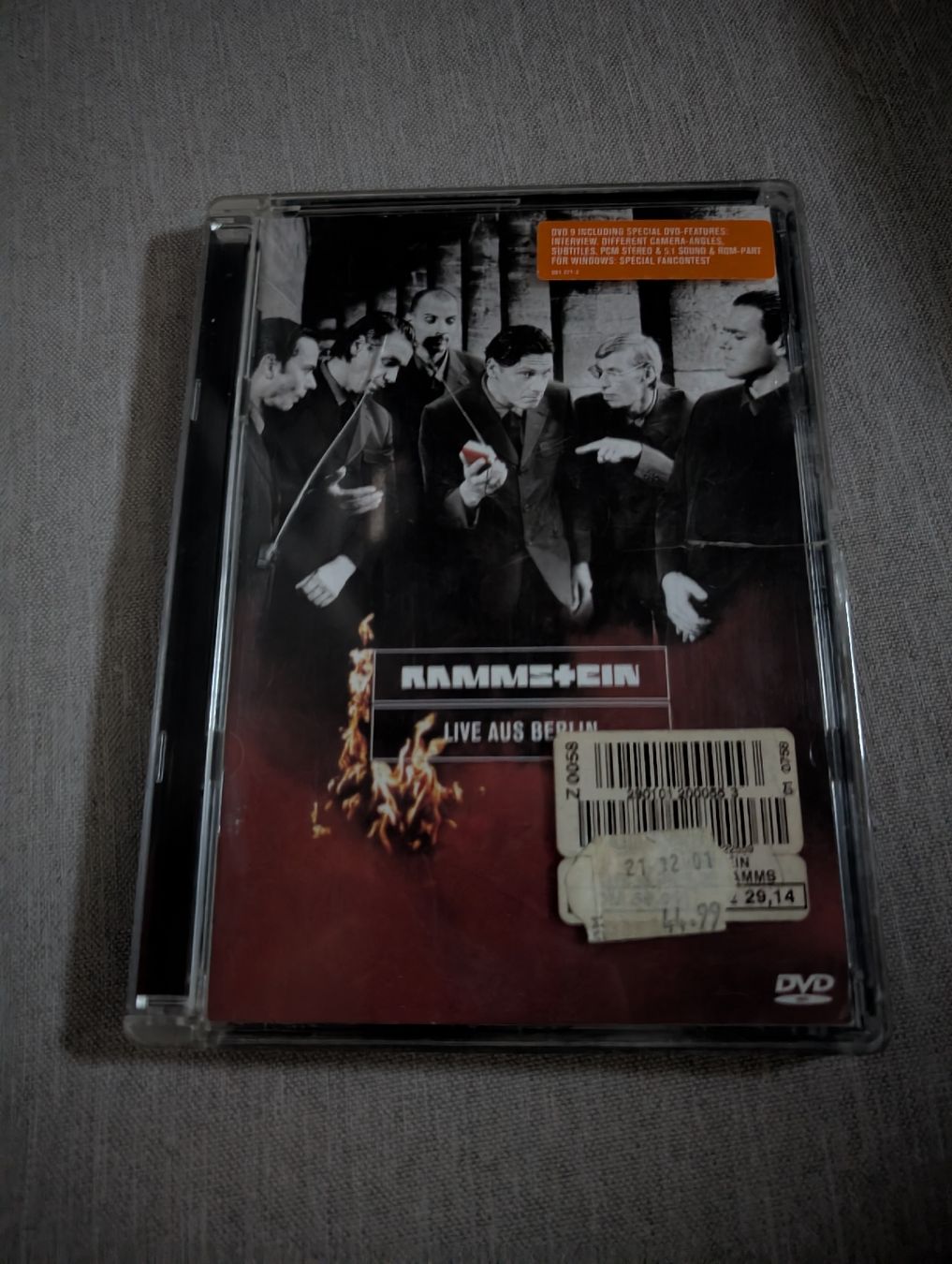 Tutti i DVDs: Rammstein Live Aus Berlin DVD  – Usato da Hünenberg See venduto da SpecialEditionGaming